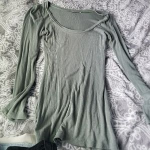 Quarter length sleeve green shirt